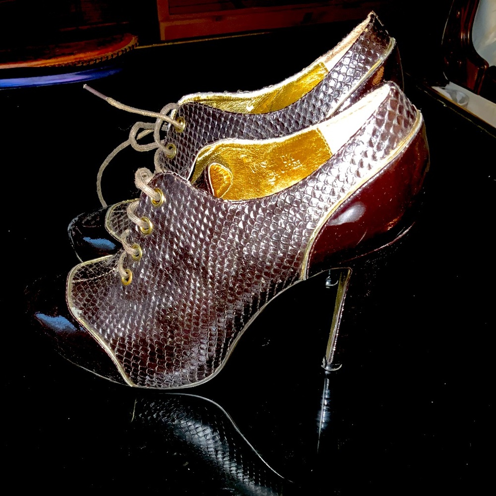 Arden B. Brown Lace Up Snakeskin Mary Jane Shoes
